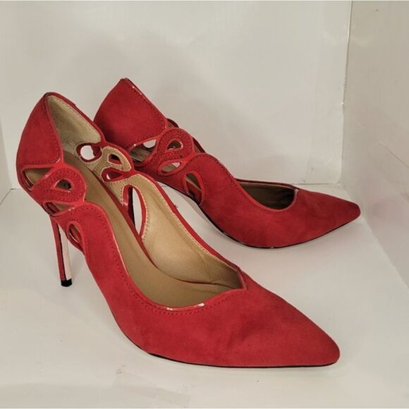 Just fab Serice Cutout suede red  Pumps. - Picture 2 of 12